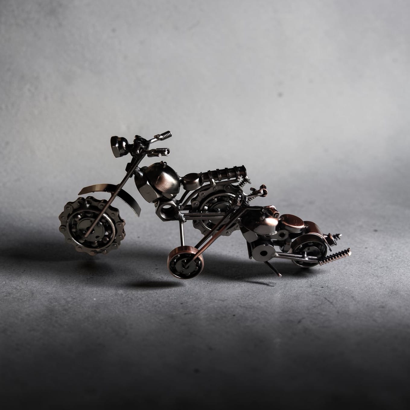 Handmade Metal Motorcycle Showpiece — image 3