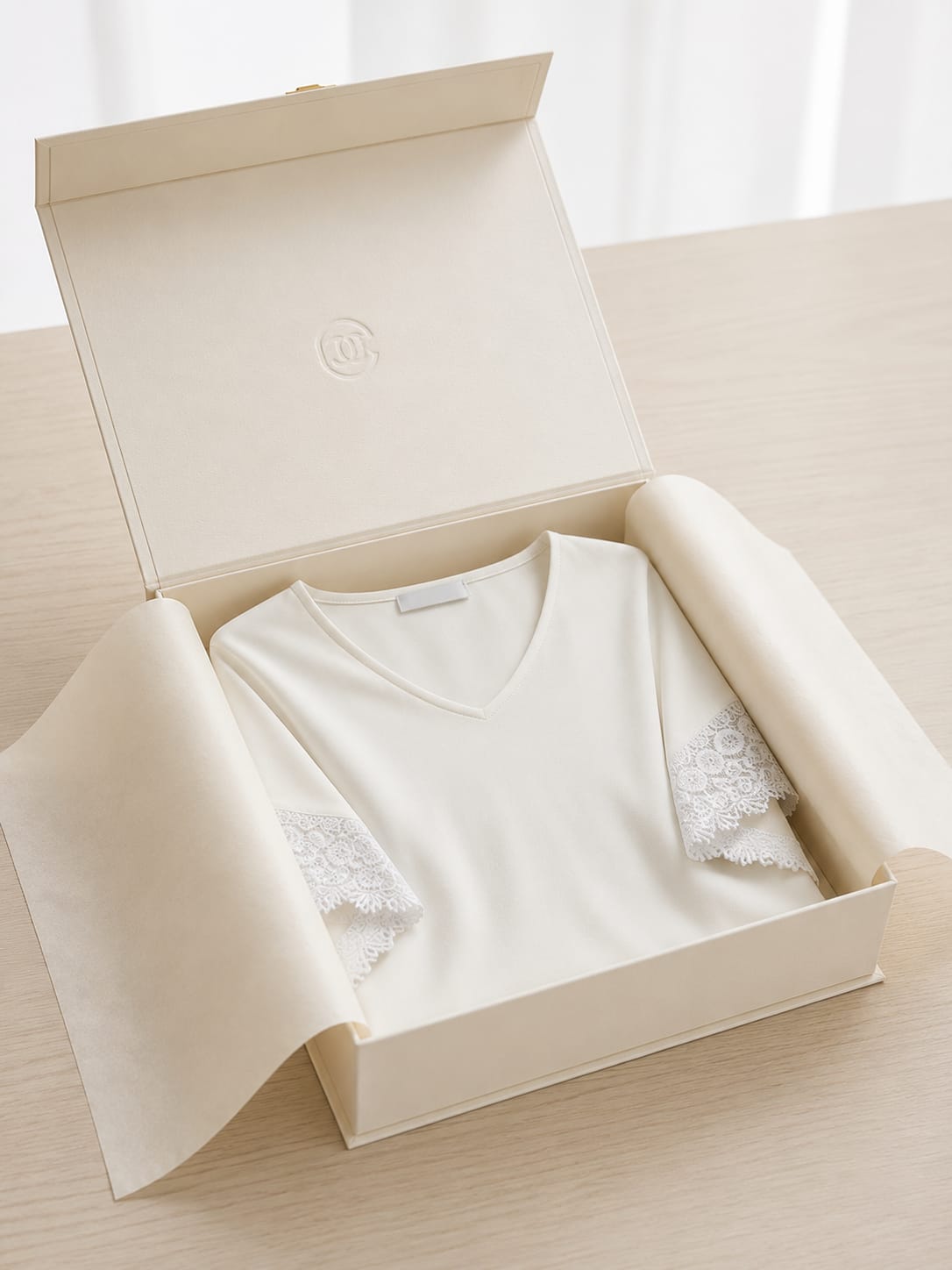 womens white v-neck top