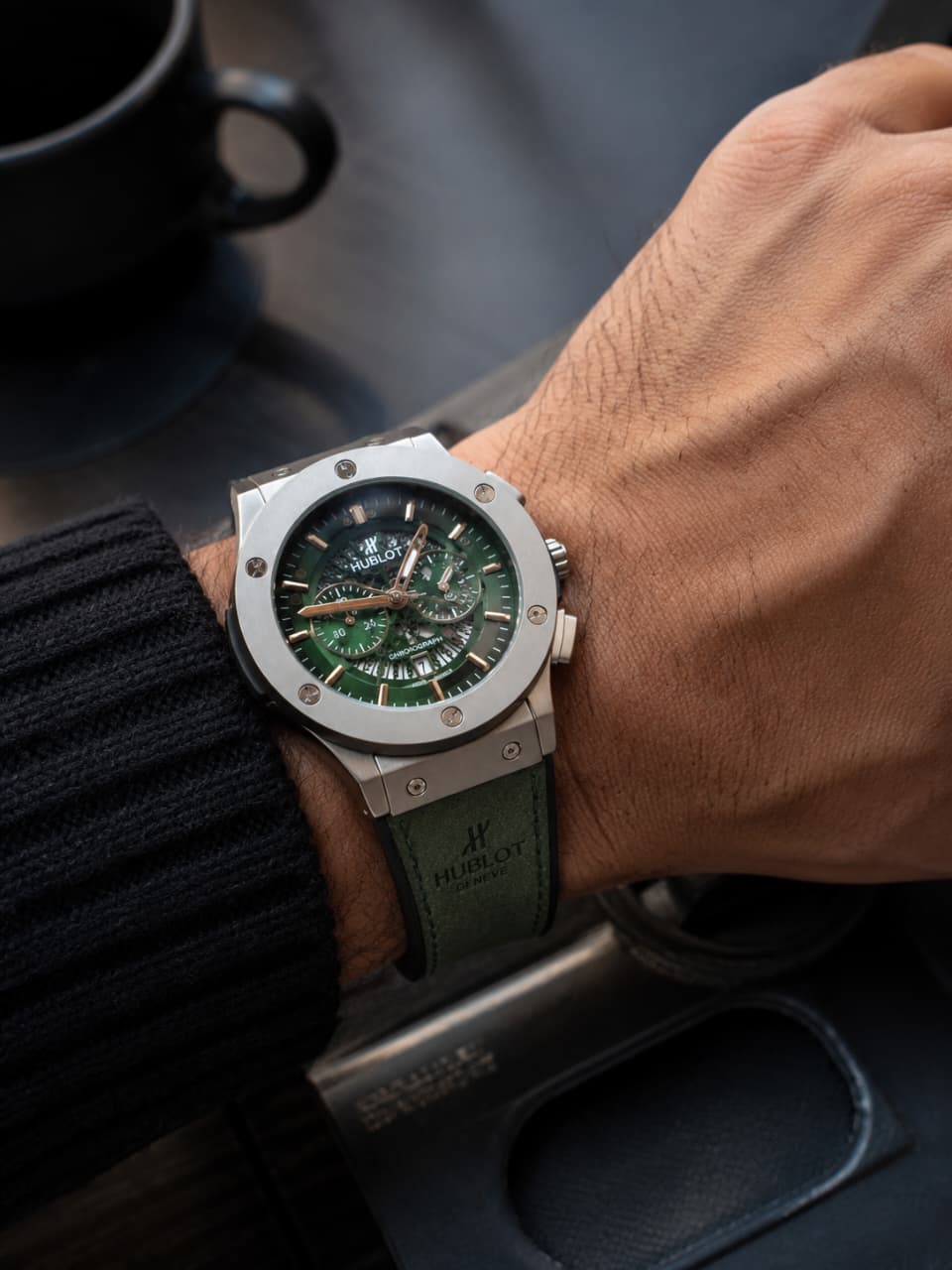 Men's Casual Leather Strap Watch — image 2