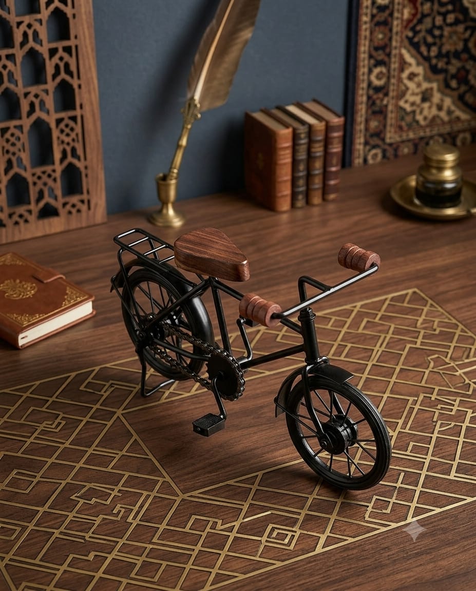Vintage Metal Tricycle Rickshaw Showpiece